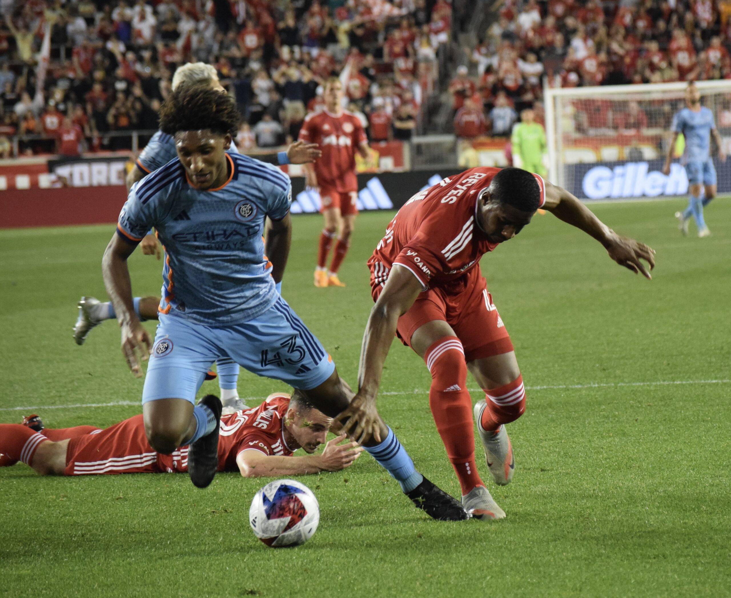 Lee más sobre el artículo Red Bull se apodero del “clásico”, venció a New York City FC y sigue sumando 1-0