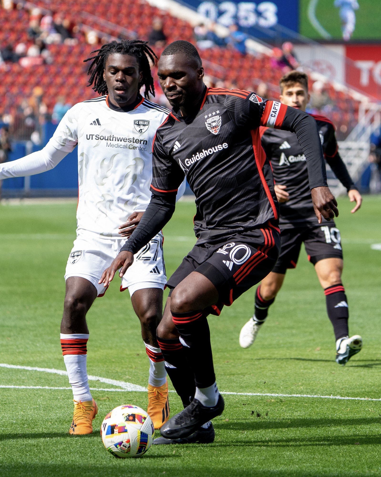 Lee más sobre el artículo FC Dallas se impuso al DC United en último partido de pretemporada, 2-0