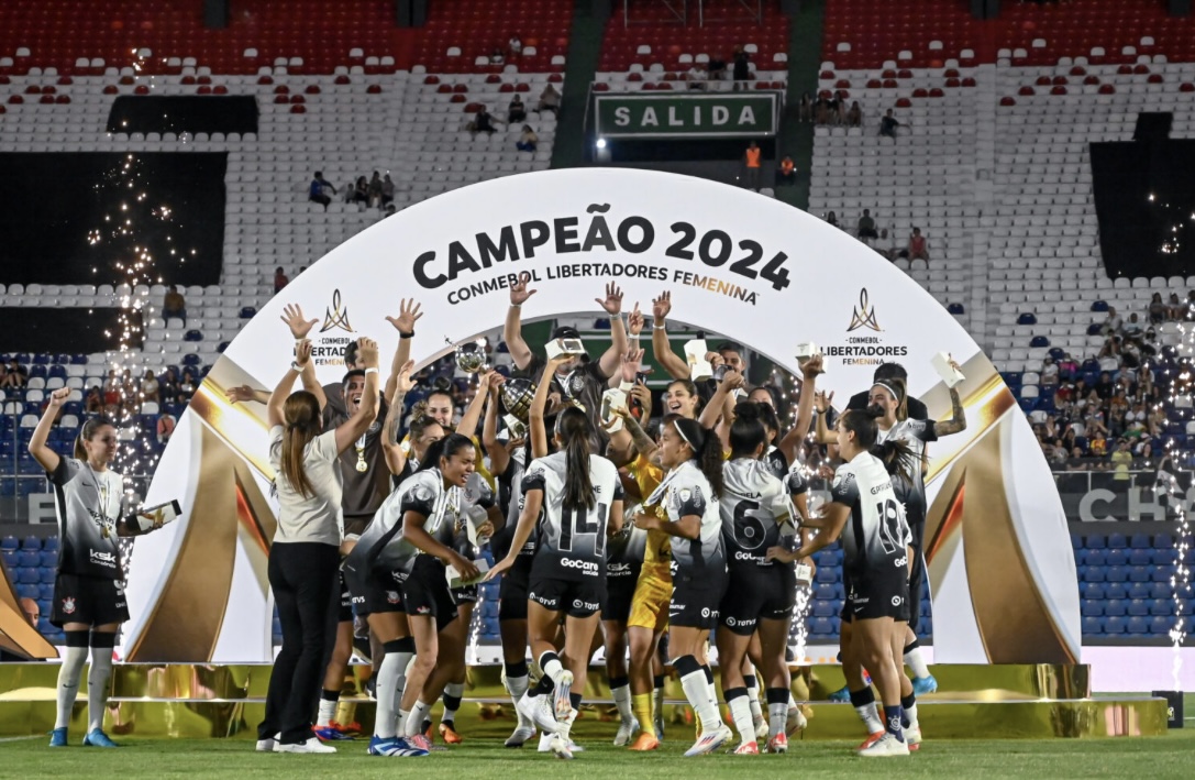 Lee más sobre el artículo ¡Corinthians alcanza su quinta CONMEBOL Libertadores Femenina, 2-0!