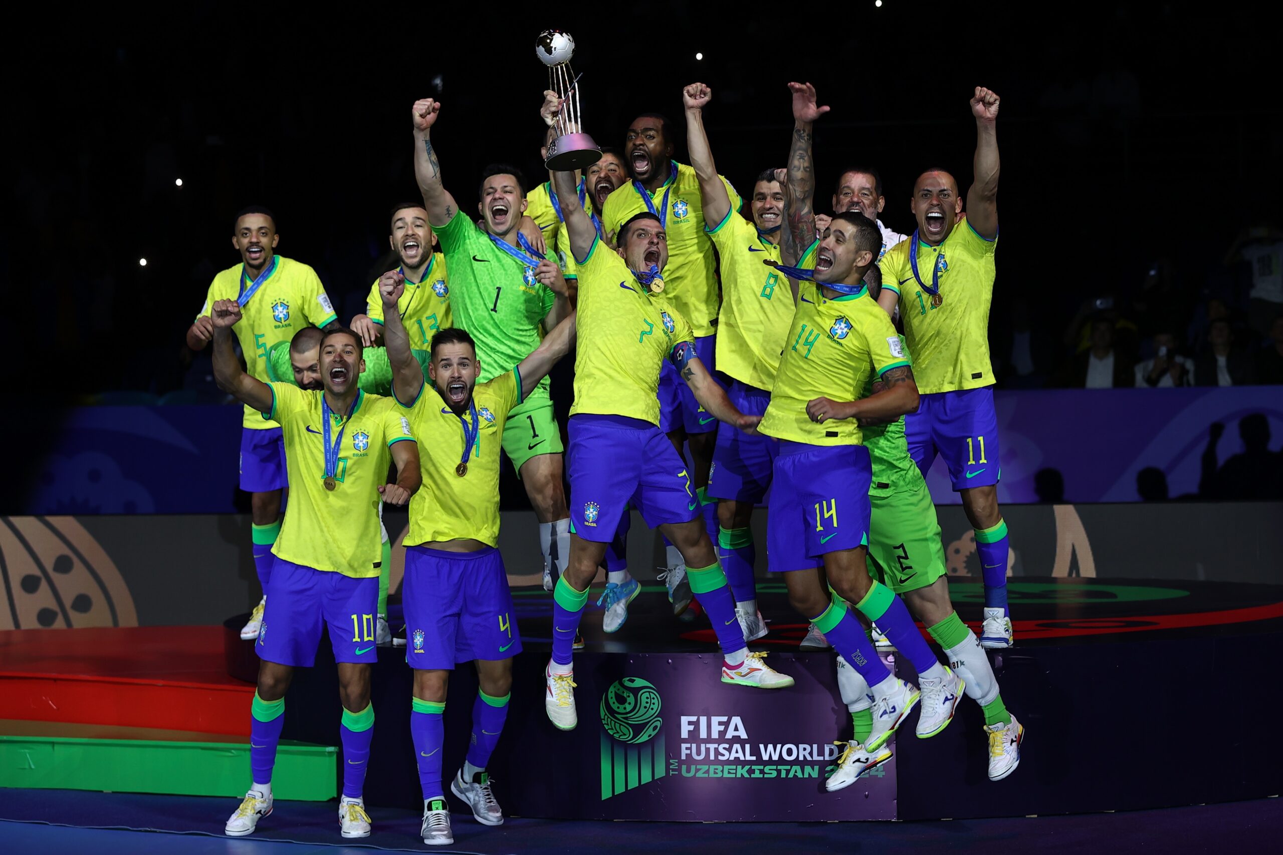 Lee más sobre el artículo Brasil consolida su dominio tras conquistar la Copa Mundial de Futsal de la FIFA™ y cinco selecciones entran en la clasificación femenina