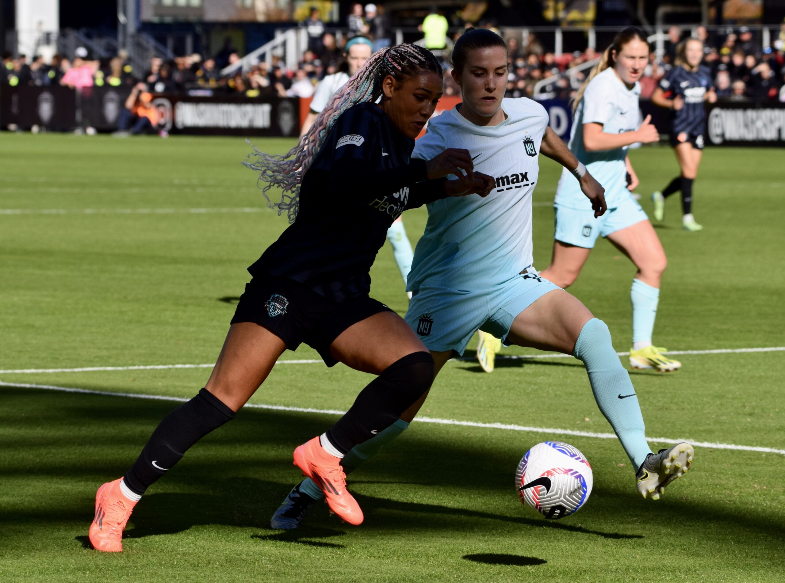 Lee más sobre el artículo ¡Washington Spirit ya saborea un sorbo de la Copa NWSL 2024!