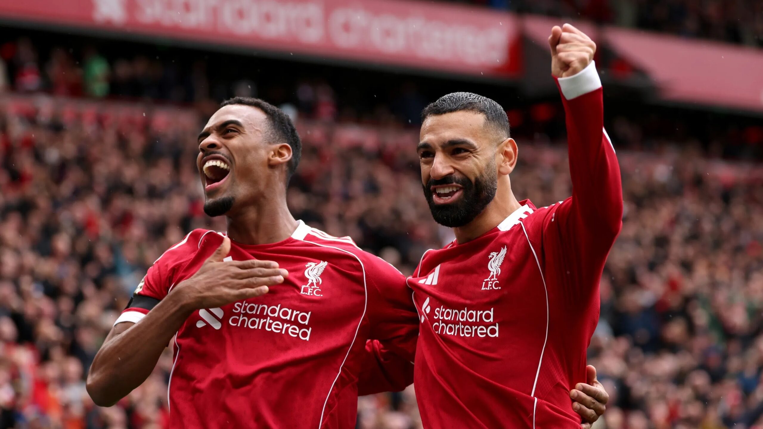 Lee más sobre el artículo Todo lo que necesitas saber de un fin de semana lleno de acción, incluidas las victorias del Liverpool y el Manchester United: Premier League