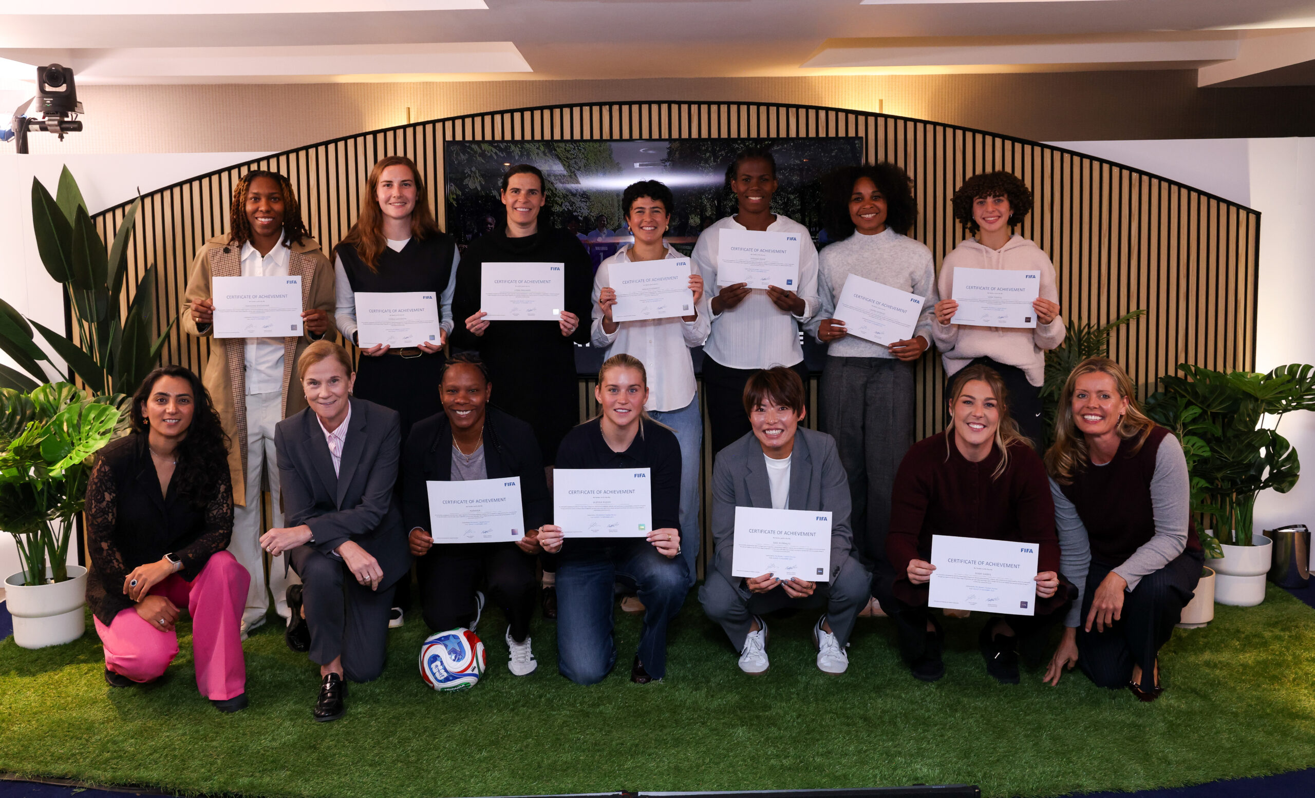 Lee más sobre el artículo Programa de iniciativas sociales de la FIFA fortalece el papel de las futbolistas en la transformación social