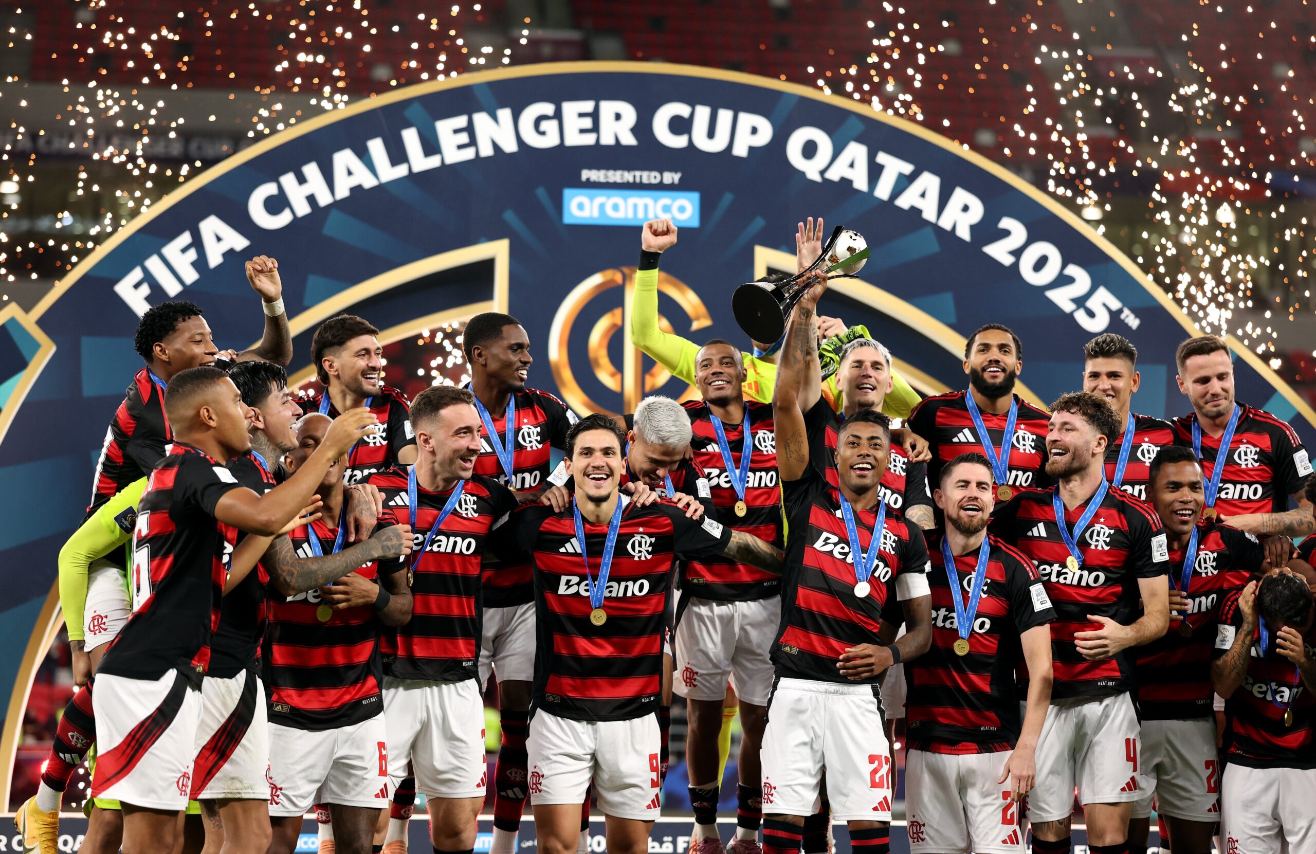 Lee más sobre el artículo El Flamengo derrota al Pyramids y conquista su cuarto trofeo en 14 días