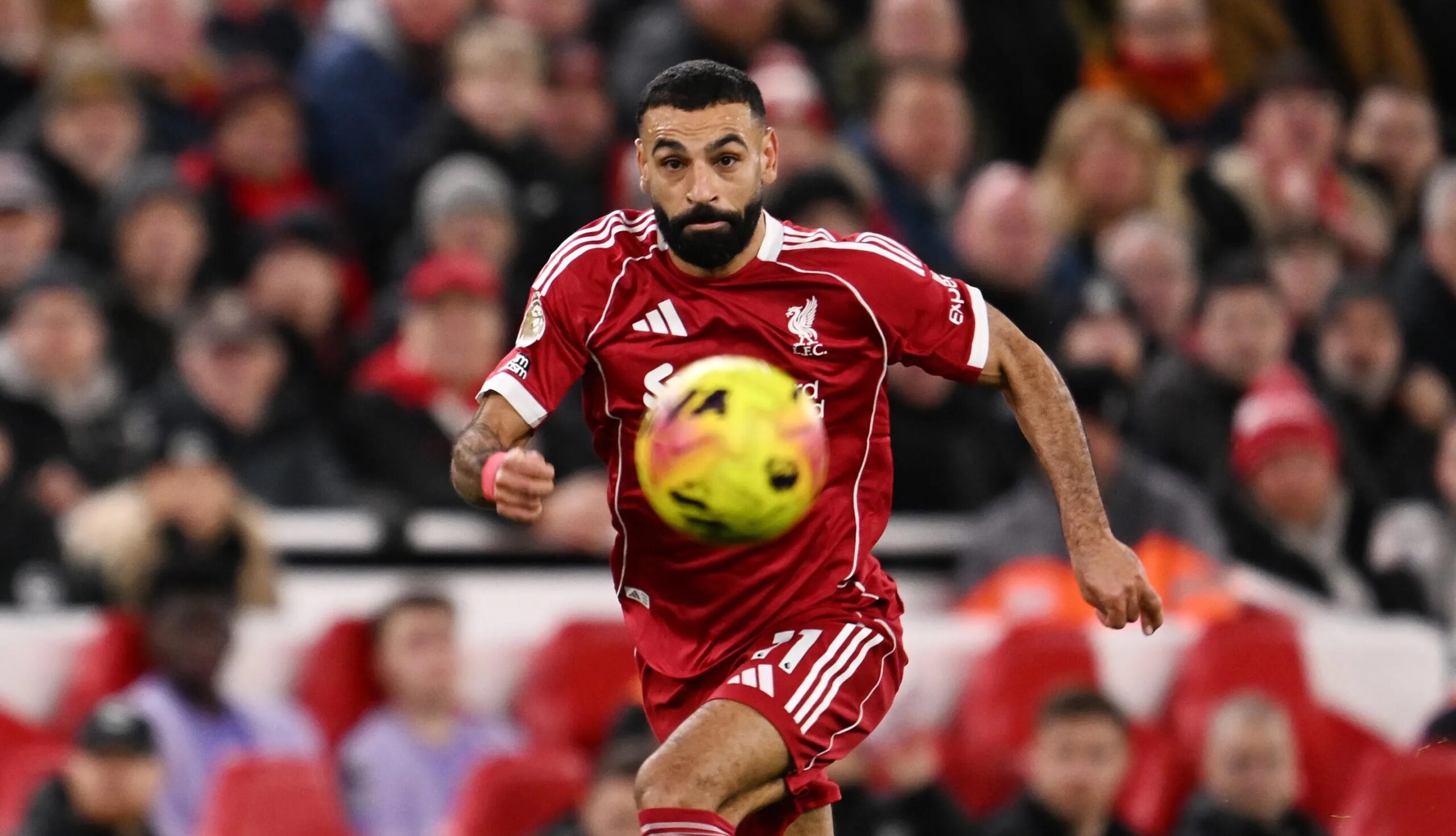 Lee más sobre el artículo La Premier League en su apogeo en un fin de semana lleno de acción: Premios Mensuales, Tyler Adams se convirtió en el primer estadounidense en ganar el Gol Guinness del Mes,