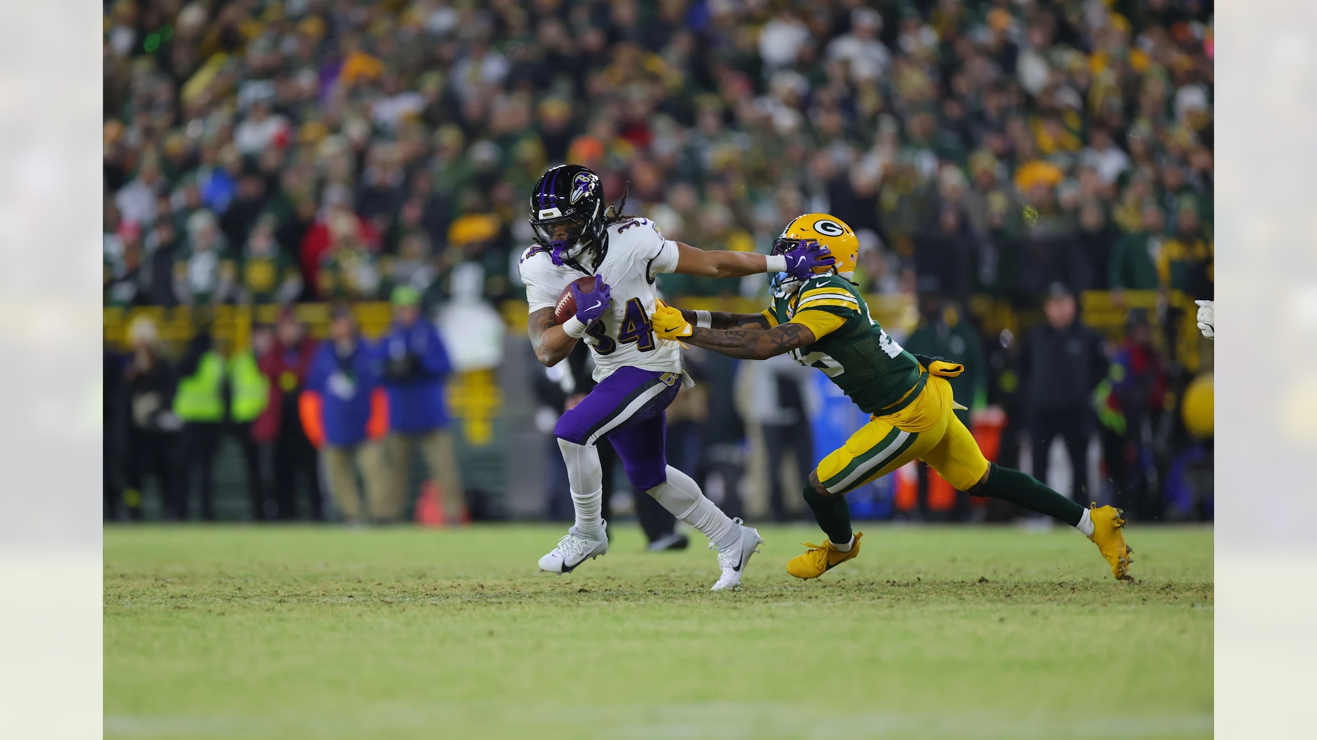 Lee más sobre el artículo Derrick Henry logró un partido histórico en Green Bay, 41-24