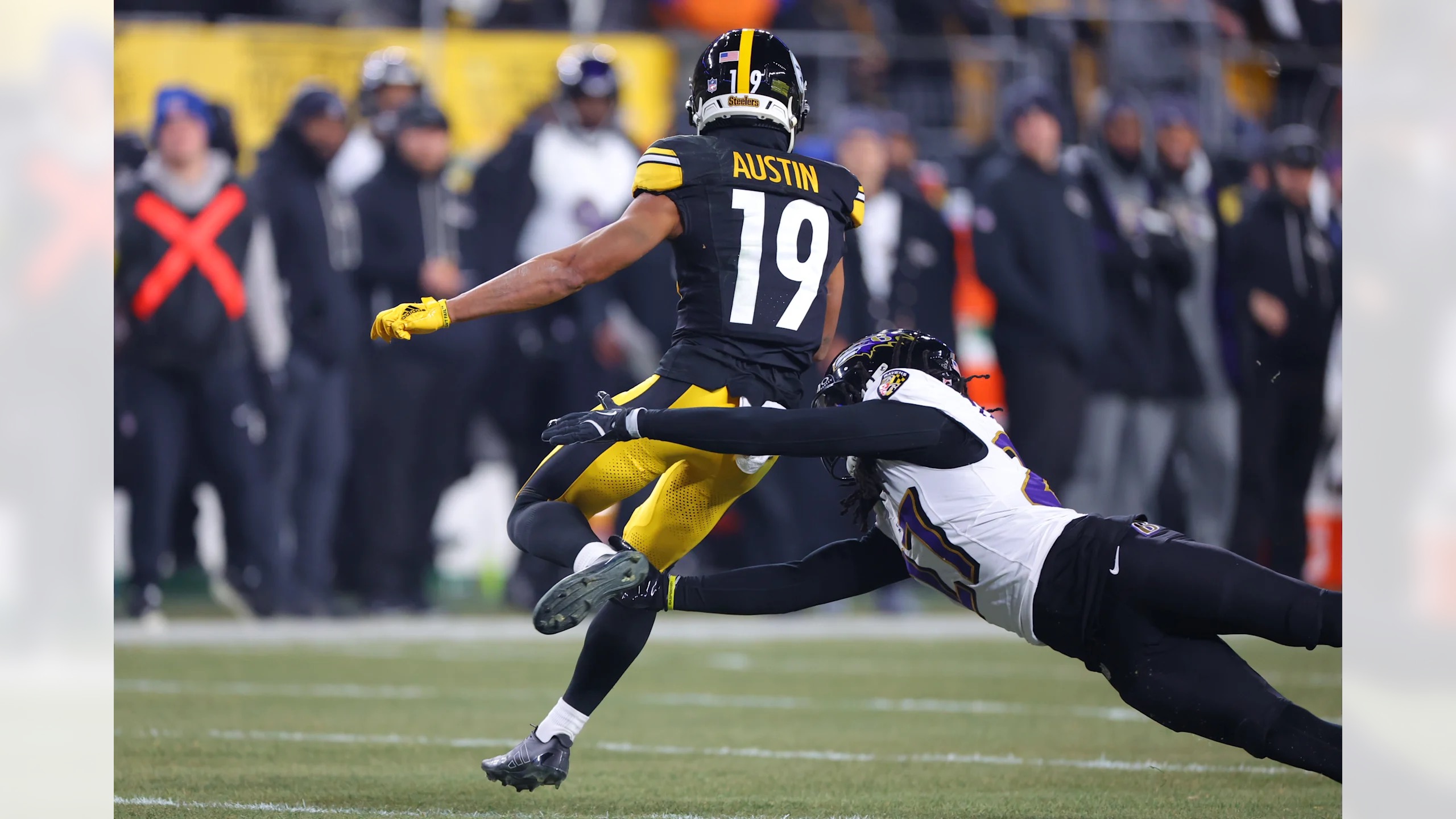 Lee más sobre el artículo Los Baltimore Ravens terminan la temporada con una dolorosa derrota ante los Steelers, 26-24