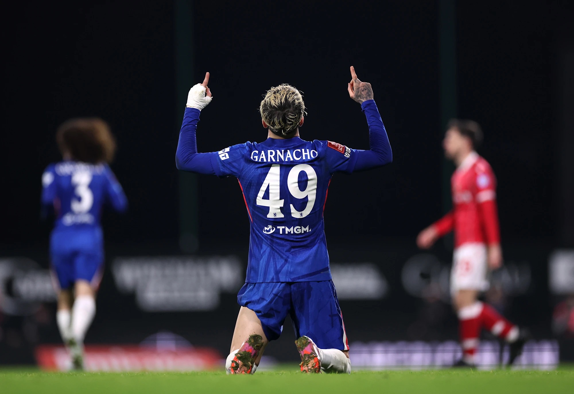 Lee más sobre el artículo Una Jornada de suspiros en la FA Cup: Chelsea sufre, Arsenal tiembla y Manchester City exhibe su poderío