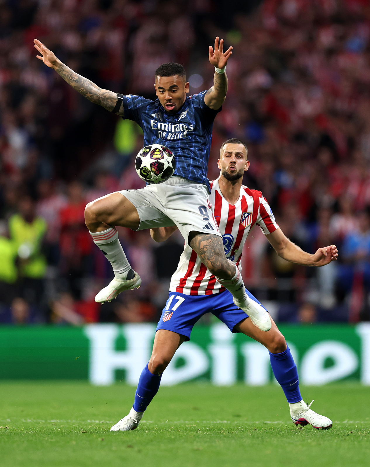 Lee más sobre el artículo Los penaltis transformados con precisión por Viktor Gyökeres y Julián Álvarez aseguraron el empate en el partido de ida de las semifinales en la UEFA Champions League, 1-1