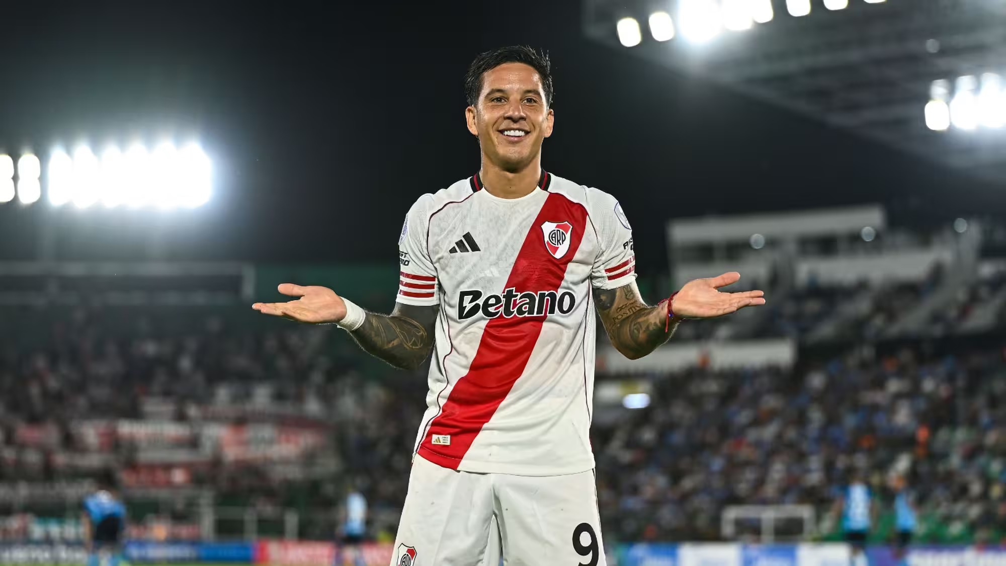 Lee más sobre el artículo Blooming vs River Plate: Una historia de resiliencia y oportunidades perdidas en el inicio de la Copa Sudamericana, 1-1